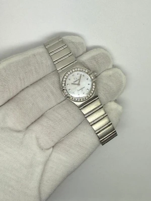 Rolex Datejust – 36mm – Silver Dial – Stainless Steel – 2012 – Oyster Bracelet – Automatic Movement – Box & Papers